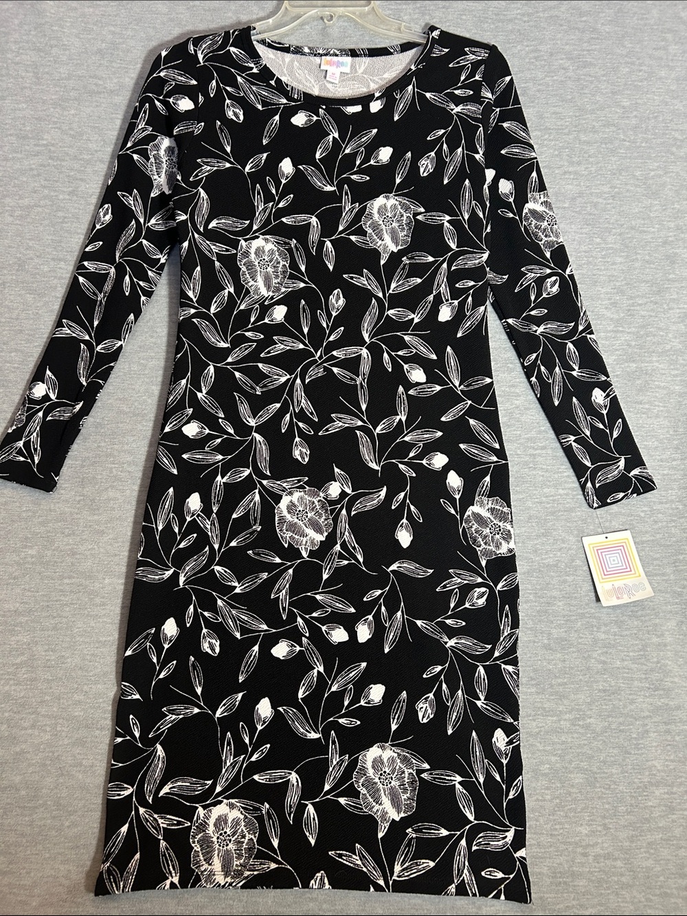 LULA ROE Stretch Knit Scoop Neck Body Con Black and White Floral Print Dress NWT